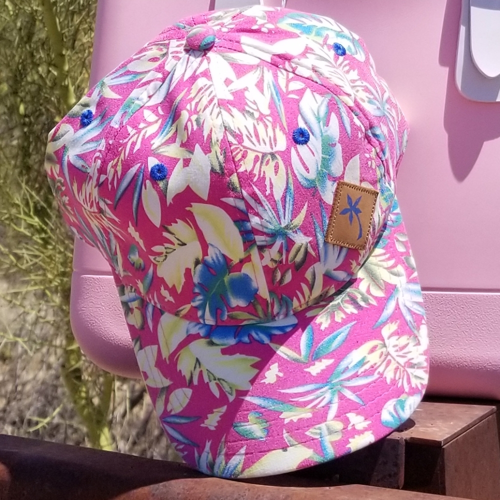 Hoku Wear Hawaiian Floral Print Cap
